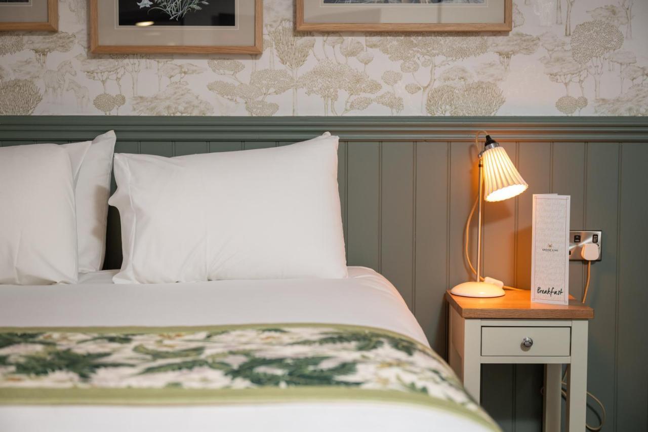 Rockingham Arms By Greene King Inns Wentworth  Bagian luar foto