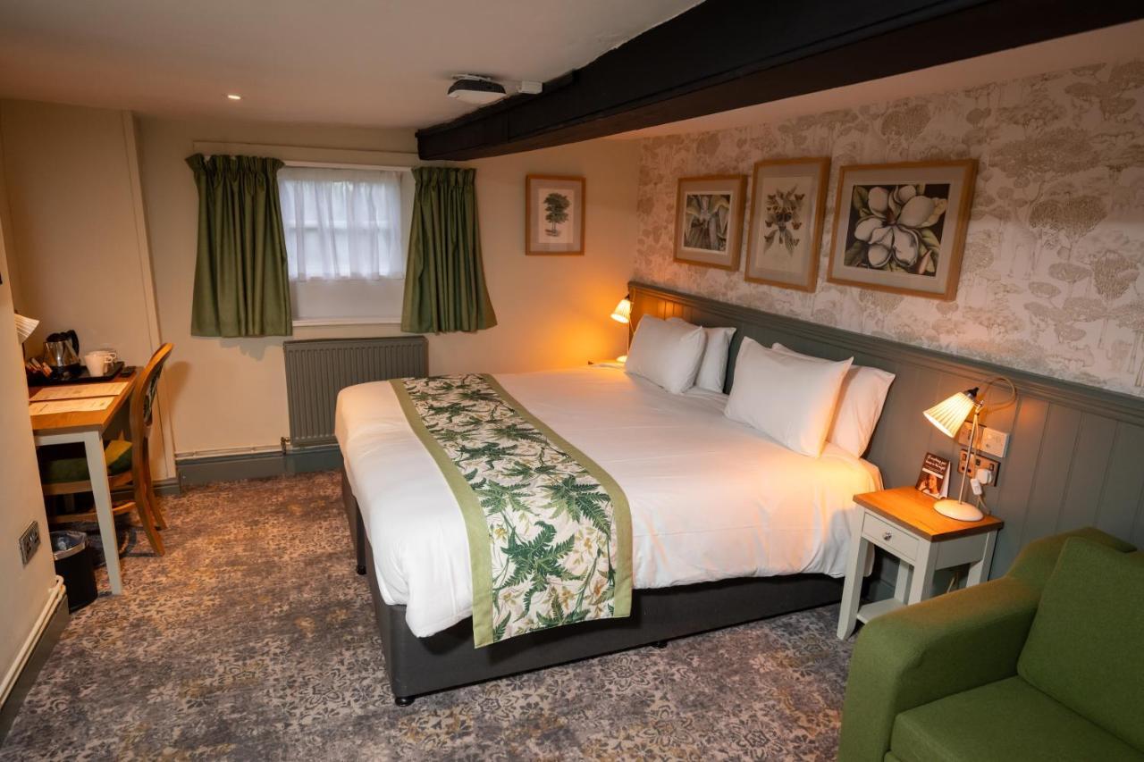 Rockingham Arms By Greene King Inns Wentworth  Bagian luar foto