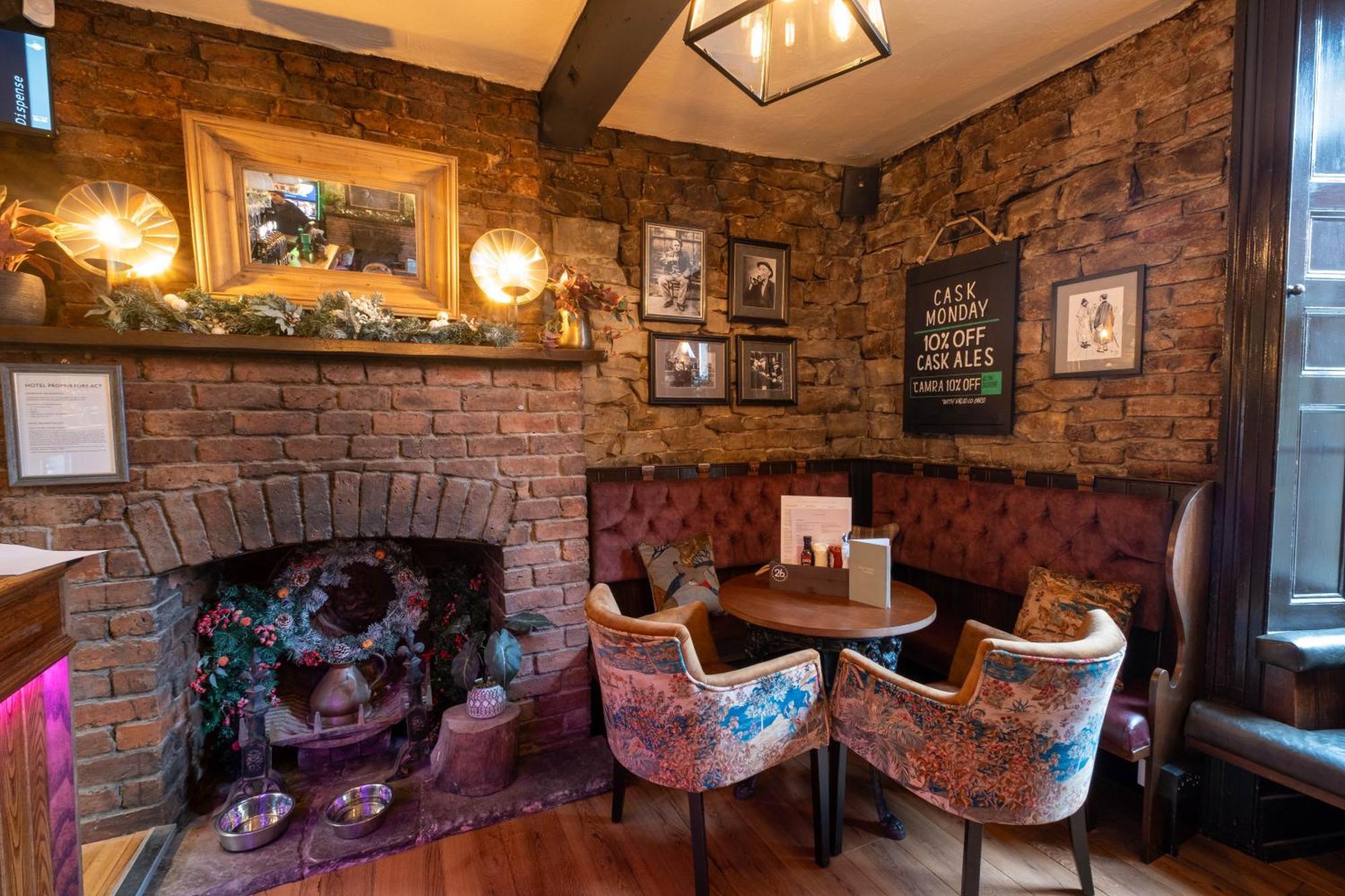 Rockingham Arms By Greene King Inns Wentworth  Bagian luar foto