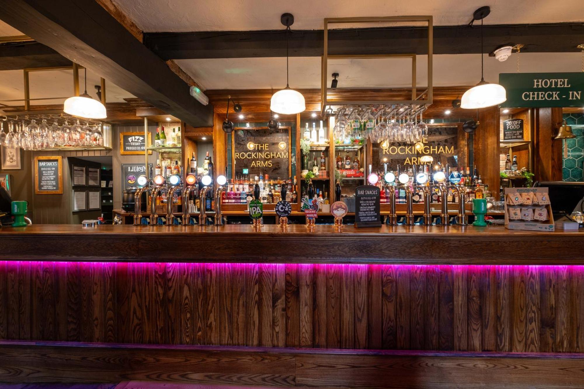 Rockingham Arms By Greene King Inns Wentworth  Bagian luar foto